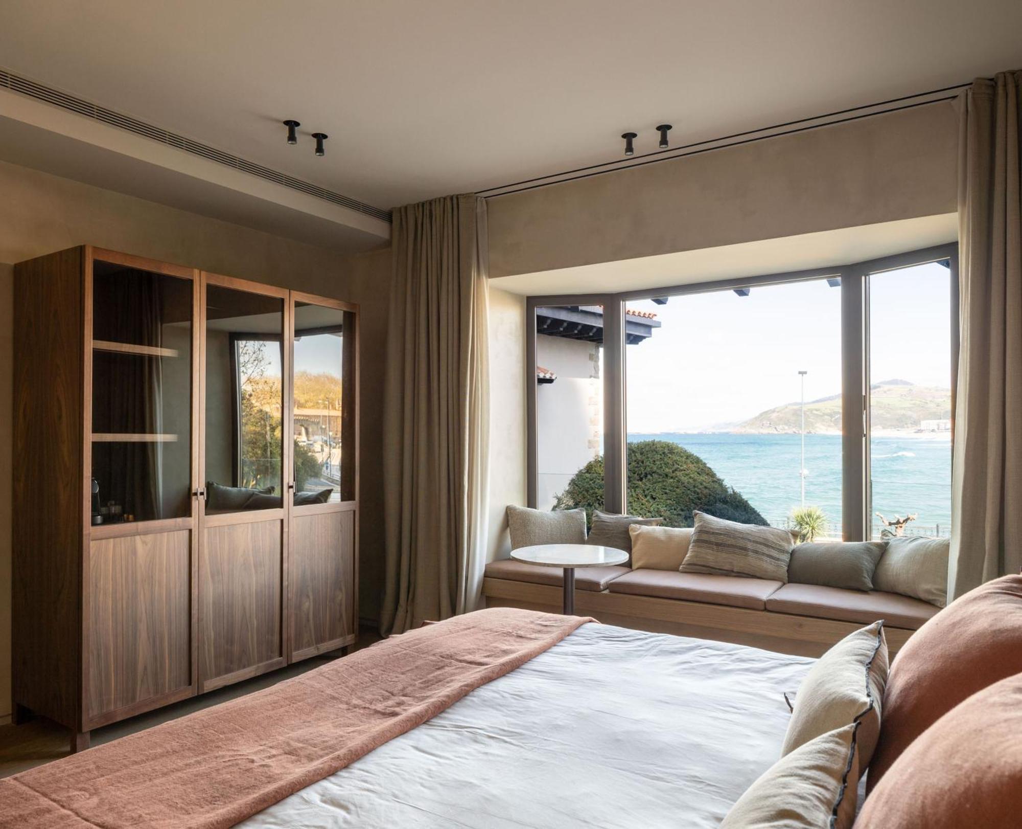 Hotel Ur Bare Зарауц Екстериор снимка