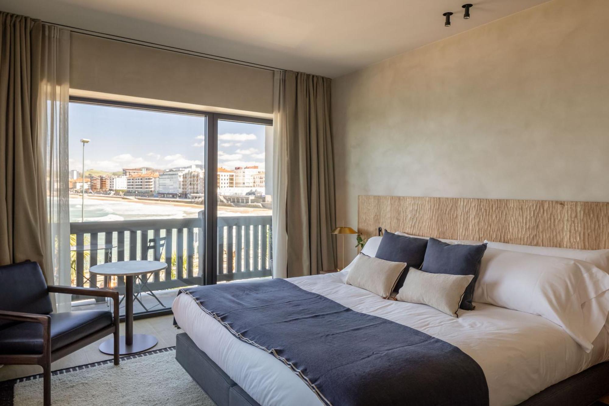 Hotel Ur Bare Зарауц Екстериор снимка